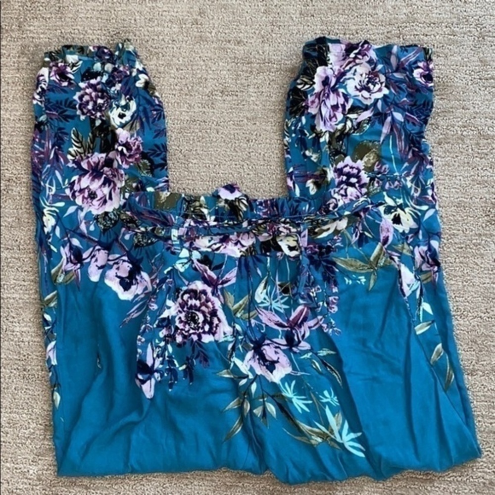 Floral flare pants with tie